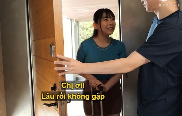 Vợ đi vắng thì chị vợ đến chơi rồi gạ cậu em rể tắm chung